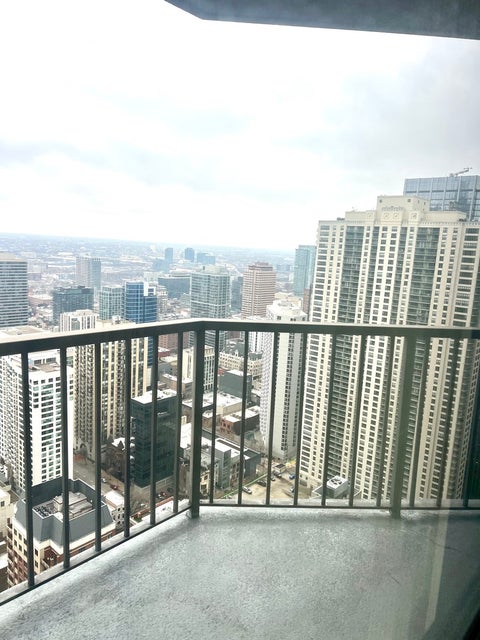 Tiny photo for 10 E Ontario Street #4706, Chicago, IL 60611 (MLS # 12777762)