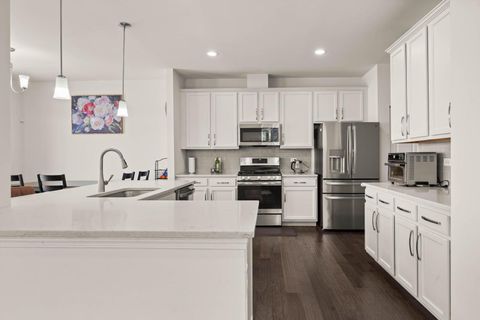 Tiny photo for 4172 Calder Lane, Aurora, IL 60504 (MLS # 12551688)