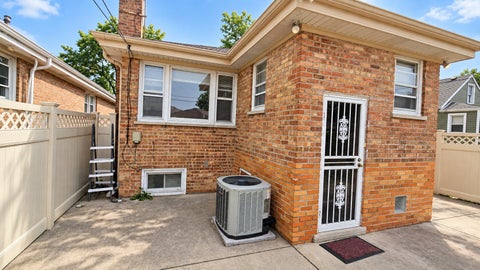 Tiny photo for 7226 W 60th Place, Summit, IL 60501 (MLS # 12698195)