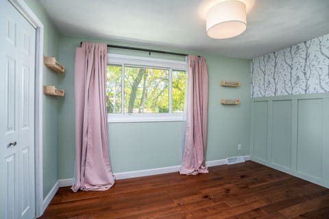 Tiny photo for 1705 Prairie Vista Circle, Bettendorf, IA 52722 (MLS # 12647824)