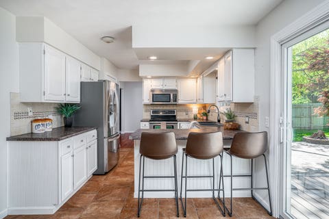 Tiny photo for 1705 Prairie Vista Circle, Bettendorf, IA 52722 (MLS # 12647824)