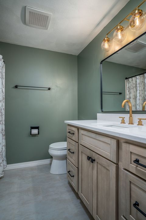 Tiny photo for 1705 Prairie Vista Circle, Bettendorf, IA 52722 (MLS # 12647824)