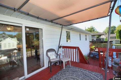 Tiny photo for 3043 17TH Street Court, East Moline, IL 61244 (MLS # QC4267893)