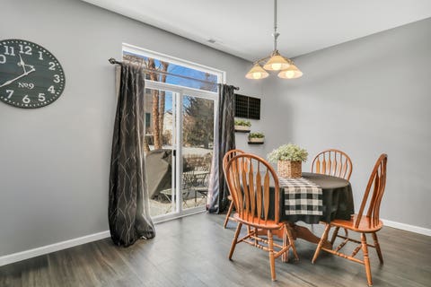 Tiny photo for 2904 Falling Waters Drive #2904, Lindenhurst, IL 60046 (MLS # 12632348)