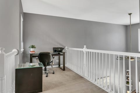 Tiny photo for 2904 Falling Waters Drive #2904, Lindenhurst, IL 60046 (MLS # 12632348)