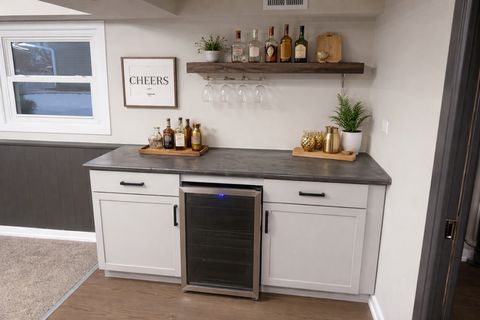 Tiny photo for 126 Rosedale Court, Bloomingdale, IL 60108 (MLS # 12543072)