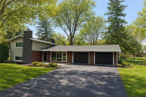 126 Rosedale Court Bloomingdale IL 60108