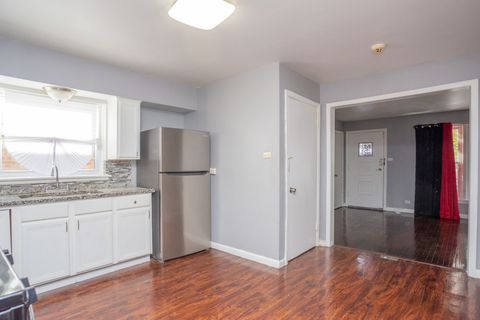 Tiny photo for 9111 S Kingston Avenue, Chicago, IL 60617 (MLS # 12515712)