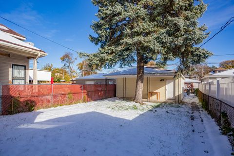 Tiny photo for 9111 S Kingston Avenue, Chicago, IL 60617 (MLS # 12515712)