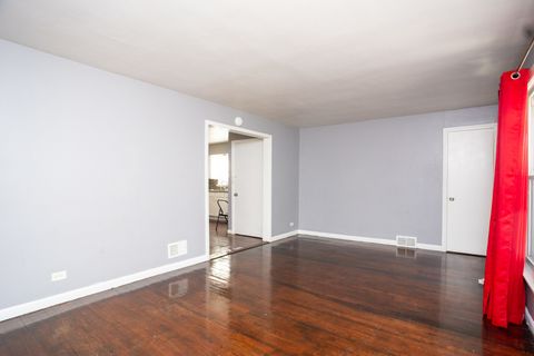 Tiny photo for 9111 S Kingston Avenue, Chicago, IL 60617 (MLS # 12515712)