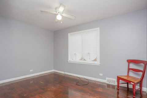 Tiny photo for 9111 S Kingston Avenue, Chicago, IL 60617 (MLS # 12515712)