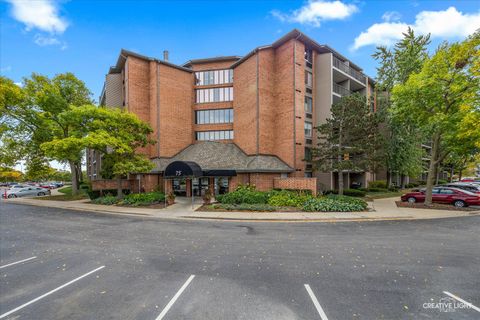 Photo of 75 Kristin Circle #310, Schaumburg, IL 60195 (MLS # 12483023)