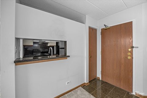 Tiny photo for 75 Kristin Circle #310, Schaumburg, IL 60195 (MLS # 12483023)