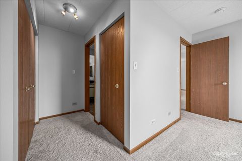 Tiny photo for 75 Kristin Circle #310, Schaumburg, IL 60195 (MLS # 12483023)
