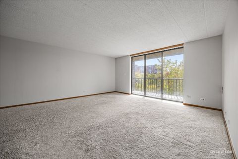 Tiny photo for 75 Kristin Circle #310, Schaumburg, IL 60195 (MLS # 12483023)