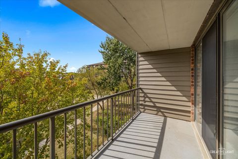 Tiny photo for 75 Kristin Circle #310, Schaumburg, IL 60195 (MLS # 12483023)