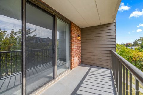 Tiny photo for 75 Kristin Circle #310, Schaumburg, IL 60195 (MLS # 12483023)
