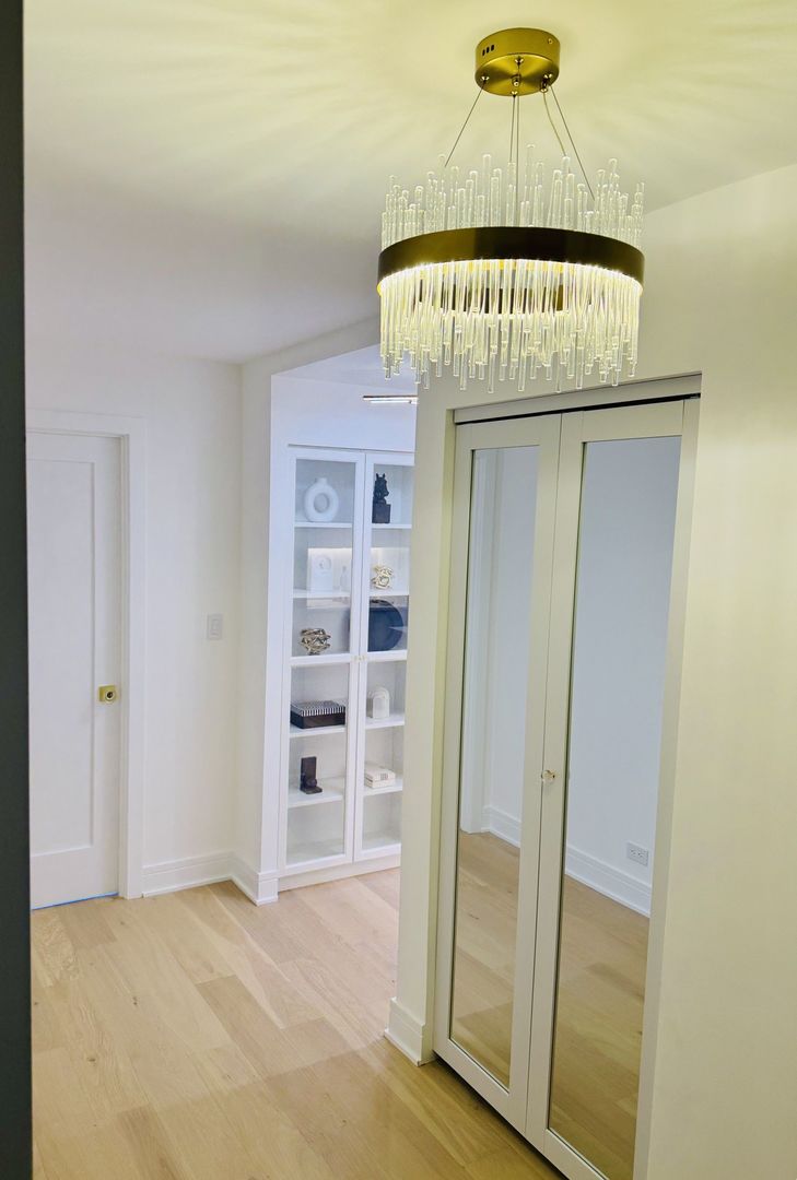 100 E Walton Street 36D