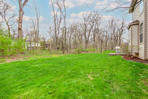 Tiny photo for 3 Thornfields Lane, Lincolnshire, IL 60069 (MLS # 12624091)