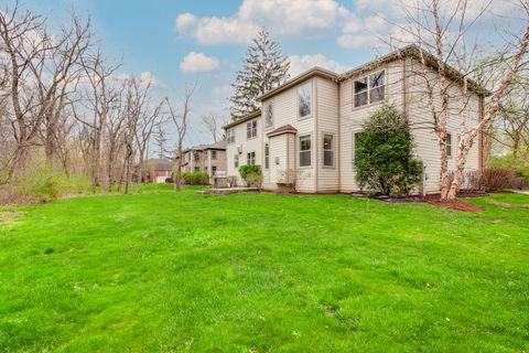 Tiny photo for 3 Thornfields Lane, Lincolnshire, IL 60069 (MLS # 12624091)