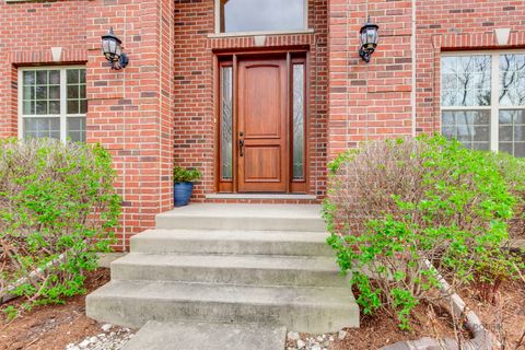 Tiny photo for 3 Thornfields Lane, Lincolnshire, IL 60069 (MLS # 12624091)