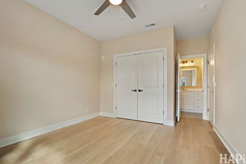 Tiny photo for 319 S Glendale Avenue #204, Barrington, IL 60010 (MLS # 12504921)