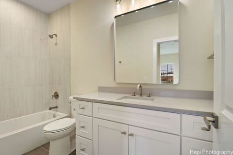 Tiny photo for 319 S Glendale Avenue #204, Barrington, IL 60010 (MLS # 12504921)