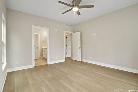 Tiny photo for 319 S Glendale Avenue #204, Barrington, IL 60010 (MLS # 12504921)