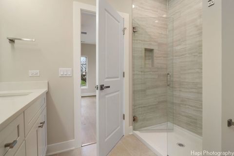 Tiny photo for 319 S Glendale Avenue #204, Barrington, IL 60010 (MLS # 12504921)