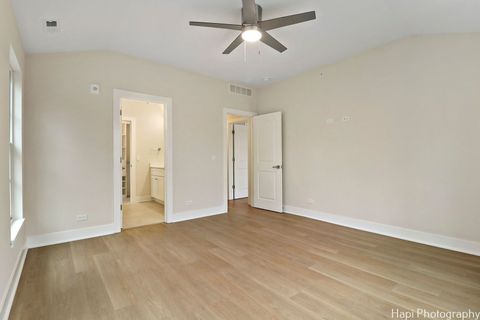 Tiny photo for 319 S Glendale Avenue #204, Barrington, IL 60010 (MLS # 12504921)