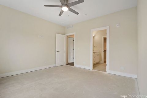 Tiny photo for 319 S Glendale Avenue #204, Barrington, IL 60010 (MLS # 12504921)