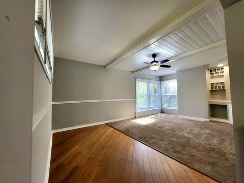 Tiny photo for 18705 W Ash Drive, Gurnee, IL 60031 (MLS # 12492567)