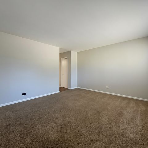 Tiny photo for 18705 W Ash Drive, Gurnee, IL 60031 (MLS # 12492567)