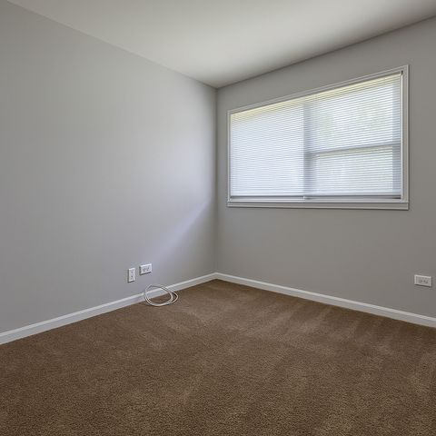 Tiny photo for 18705 W Ash Drive, Gurnee, IL 60031 (MLS # 12492567)