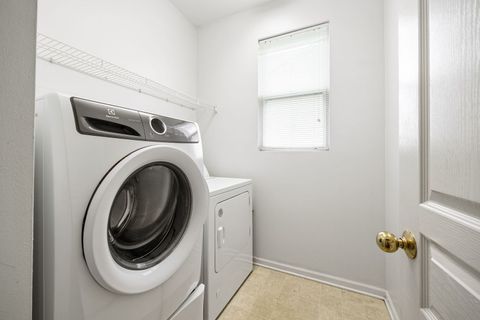 Tiny photo for 9 Lilac Court, Bolingbrook, IL 60490 (MLS # 12620639)