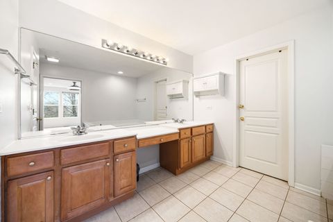 Tiny photo for 9 Lilac Court, Bolingbrook, IL 60490 (MLS # 12620639)