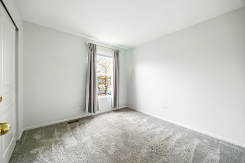 Tiny photo for 9 Lilac Court, Bolingbrook, IL 60490 (MLS # 12620639)