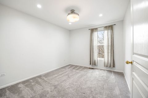 Tiny photo for 9 Lilac Court, Bolingbrook, IL 60490 (MLS # 12620639)