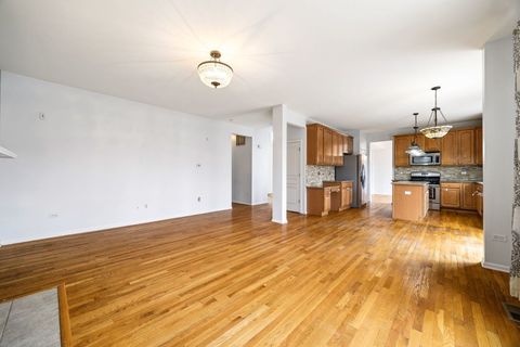 Tiny photo for 9 Lilac Court, Bolingbrook, IL 60490 (MLS # 12620639)