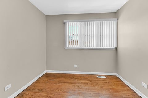 Tiny photo for 6200 Rob Roy Drive, Oak Forest, IL 60452 (MLS # 12570176)