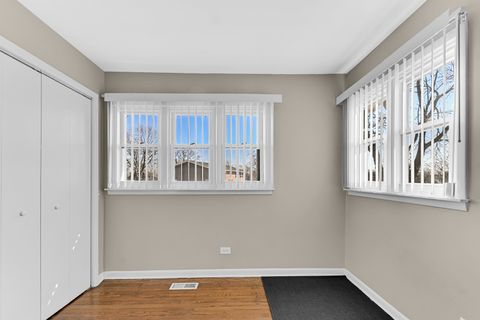 Tiny photo for 6200 Rob Roy Drive, Oak Forest, IL 60452 (MLS # 12570176)