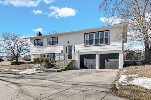 Tiny photo for 6200 Rob Roy Drive, Oak Forest, IL 60452 (MLS # 12570176)