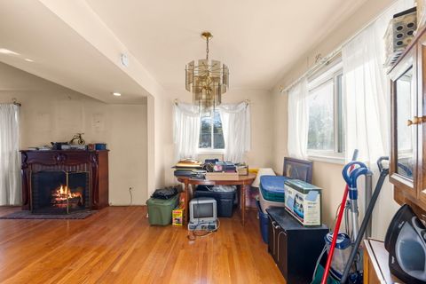 Tiny photo for 1311 Mcdaniel Avenue #C, Evanston, IL 60201 (MLS # 12507069)