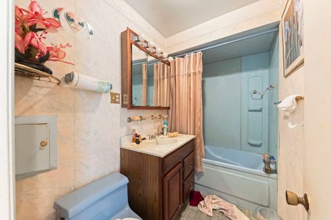 Tiny photo for 1311 Mcdaniel Avenue #C, Evanston, IL 60201 (MLS # 12507069)