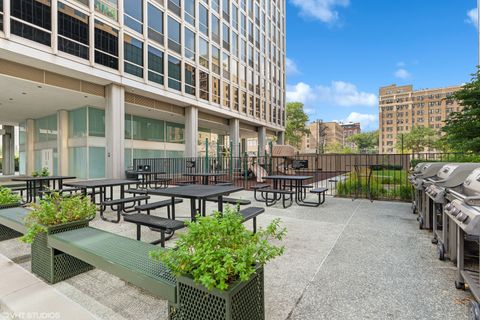 Tiny photo for 340 W Diversey Parkway #1216, Chicago, IL 60657 (MLS # 12467188)