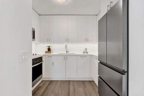 Tiny photo for 340 W Diversey Parkway #1216, Chicago, IL 60657 (MLS # 12467188)