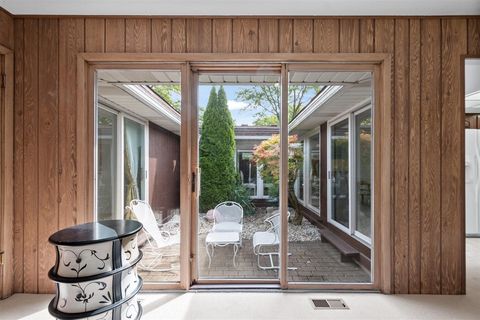 Tiny photo for 2378 Salceda Drive, Northbrook, IL 60062 (MLS # 12468903)