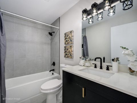 Tiny photo for 1100 N Warwick Circle, Hoffman Estates, IL 60169 (MLS # 12543963)