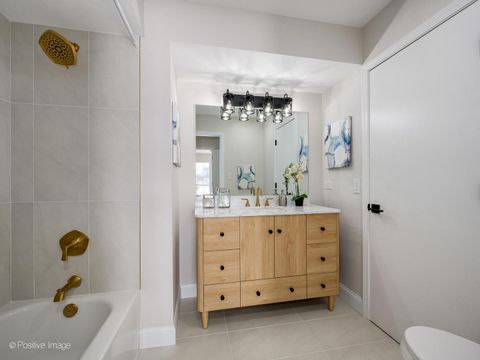 Tiny photo for 1100 N Warwick Circle, Hoffman Estates, IL 60169 (MLS # 12543963)