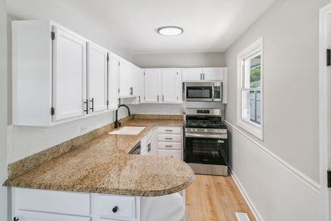 Tiny photo for 15332 Dante Avenue, Dolton, IL 60419 (MLS # 12584015)